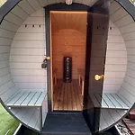 ホリデーパーク Standard Auf Ruegen - Bis 5 Personen - Nur 100m Zum Naturstrand - Mitten Im Wald - Familien Und Hunde Herzlich Willkommen - Schwalbennest 2*