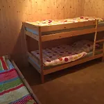 Standard Auf Ruegen - Bis 5 Personen - Nur 100m Zum Naturstrand - Mitten Im Wald - Familien Und Hunde Herzlich Willkommen - Schwalbennest 2*