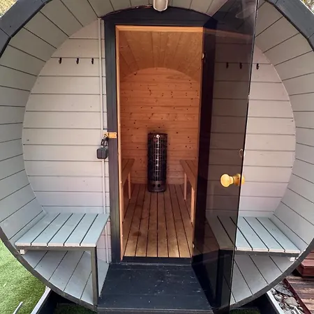 홀리데이파크 Standard Auf Ruegen - Bis 5 Personen - Nur 100m Zum Naturstrand - Mitten Im Wald - Familien Und Hunde Herzlich Willkommen - Schwalbennest 2*