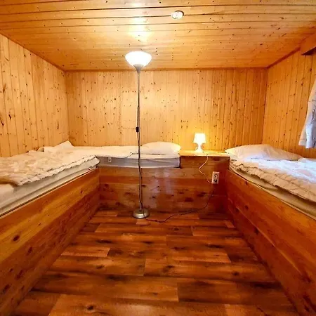 홀리데이파크 Standard Auf Ruegen - Bis 5 Personen - Nur 100m Zum Naturstrand - Mitten Im Wald - Familien Und Hunde Herzlich Willkommen - Schwalbennest