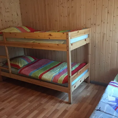 Standard Auf Ruegen - Bis 5 Personen - Nur 100m Zum Naturstrand - Mitten Im Wald - Familien Und Hunde Herzlich Willkommen - Schwalbennest 2*