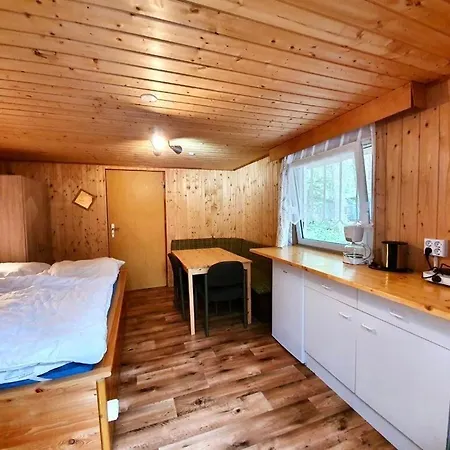 Prázdninový areál Standard Auf Ruegen - Bis 5 Personen - Nur 100m Zum Naturstrand - Mitten Im Wald - Familien Und Hunde Herzlich Willkommen - Schwalbennest 2*