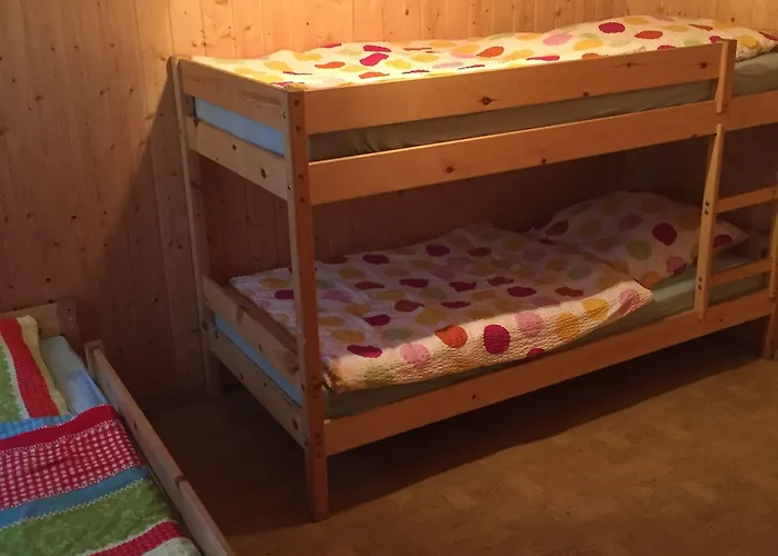Standard Auf Ruegen - Bis 5 Personen - Nur 100m Zum Naturstrand - Mitten Im Wald - Familien Und Hunde Herzlich Willkommen - Schwalbennest 2*