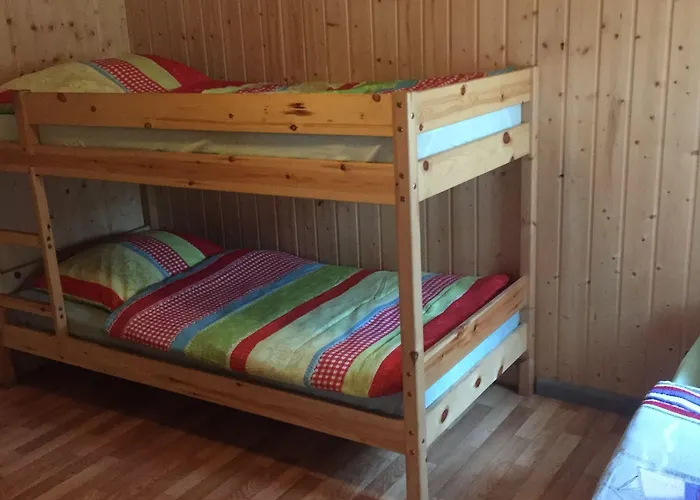 Standard Auf Ruegen - Bis 5 Personen - Nur 100m Zum Naturstrand - Mitten Im Wald - Familien Und Hunde Herzlich Willkommen - Schwalbennest 2*