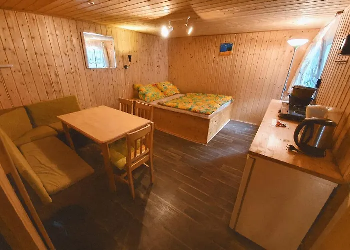 Standard Auf Ruegen - Bis 5 Personen - Nur 100m Zum Naturstrand - Mitten Im Wald - Familien Und Hunde Herzlich Willkommen - Schwalbennest Üdülőpark Dranske